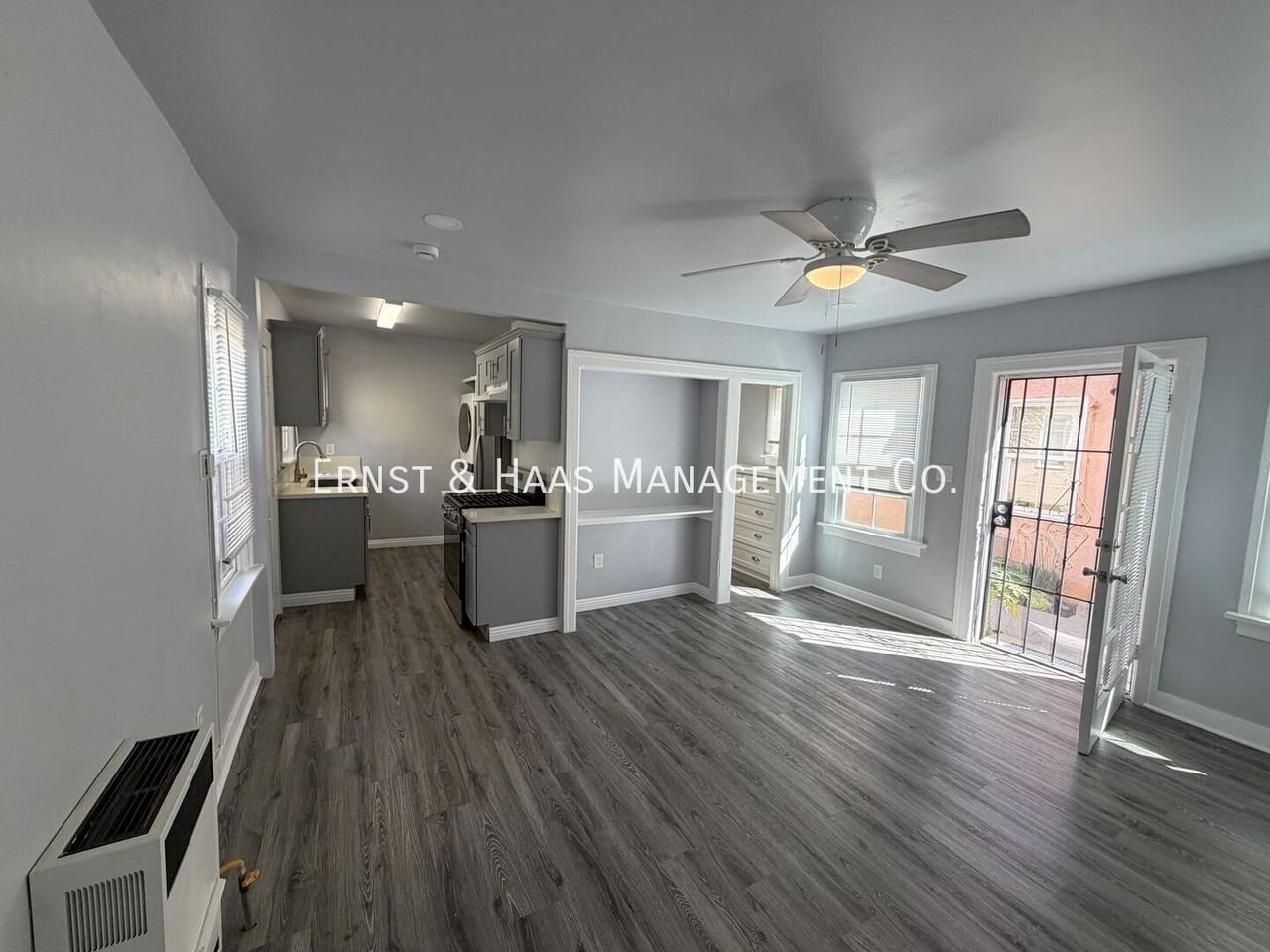 1119 Saint Louis Ave #08 - Photo 4 of 11