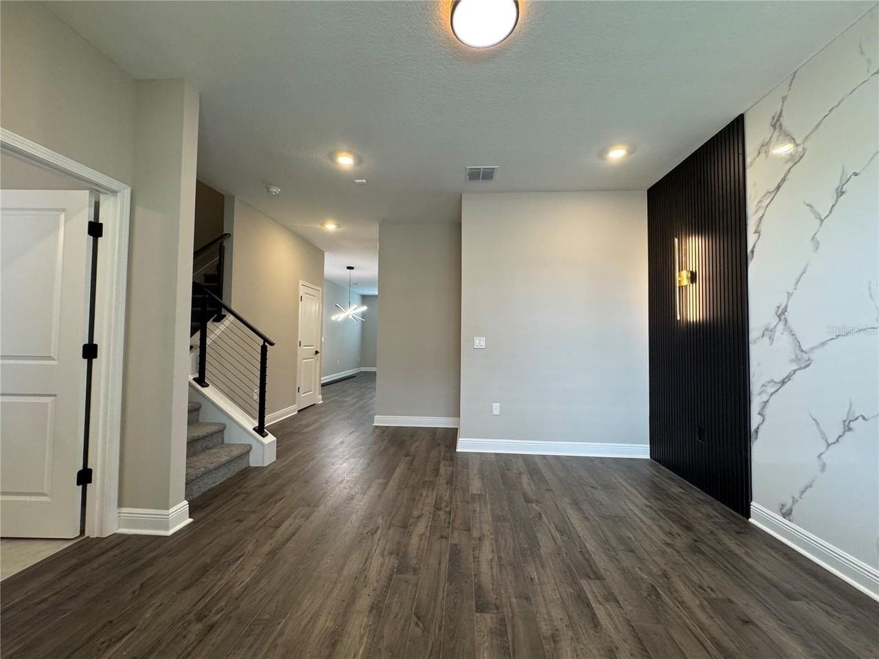 16308 Hamlin Hills Rd - Photo 6 of 28