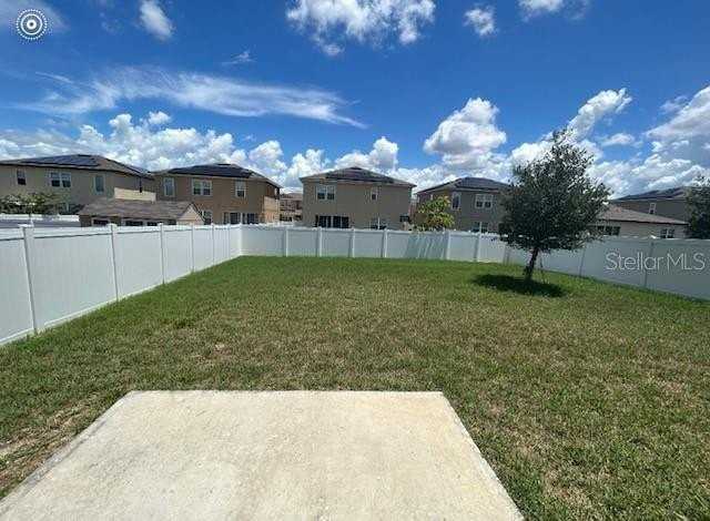 680 Meadow Pointe Dr - Photo 3 of 4