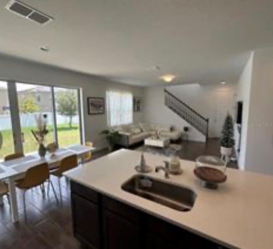 680 Meadow Pointe Dr - Photo 4 of 4