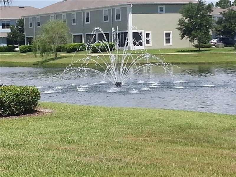 10821 Savannah Wood Dr #10821 - Photo 7 of 28