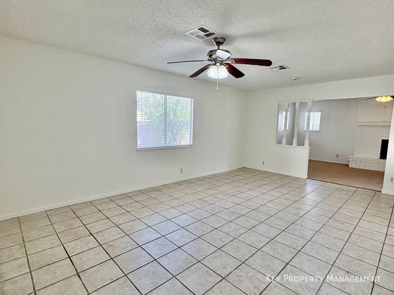 1625 Crest Haven Ave - Photo 2 of 14