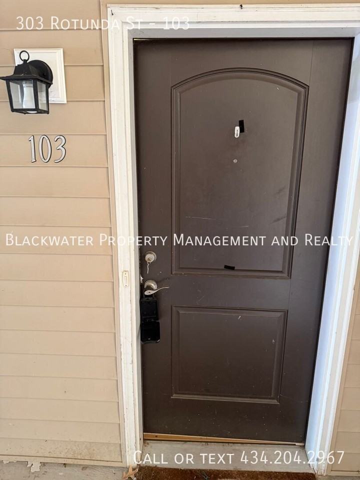 303 Rotunda St #103 - Photo 2 of 19
