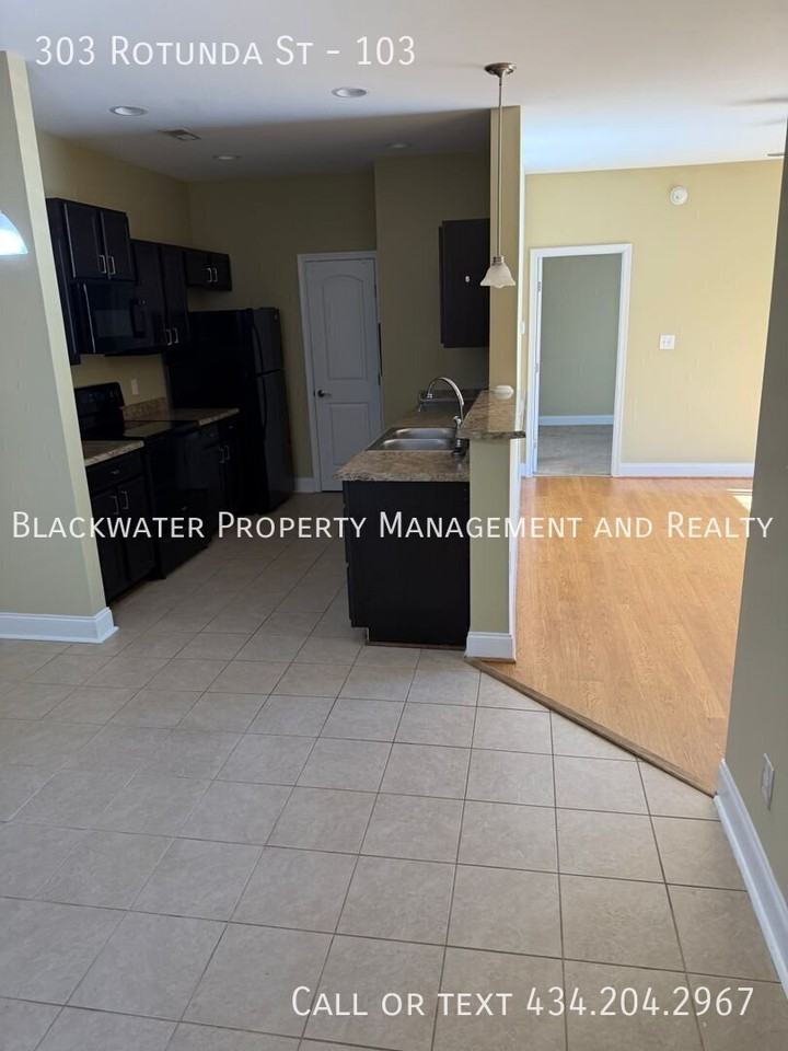 303 Rotunda St #103 - Photo 3 of 19