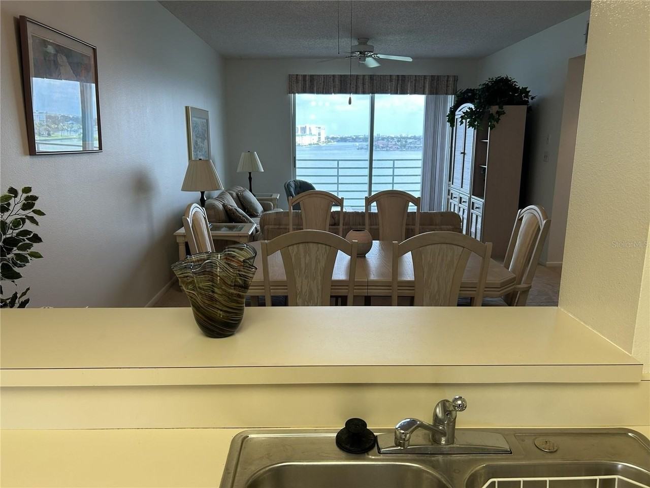 7922 Sailboat Key Blvd S #506 - Photo 6 of 29