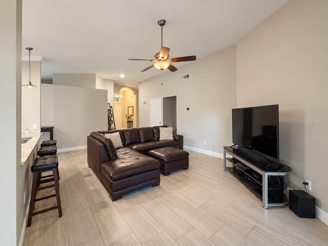 2212 Cattleman Dr - Photo 2 of 8