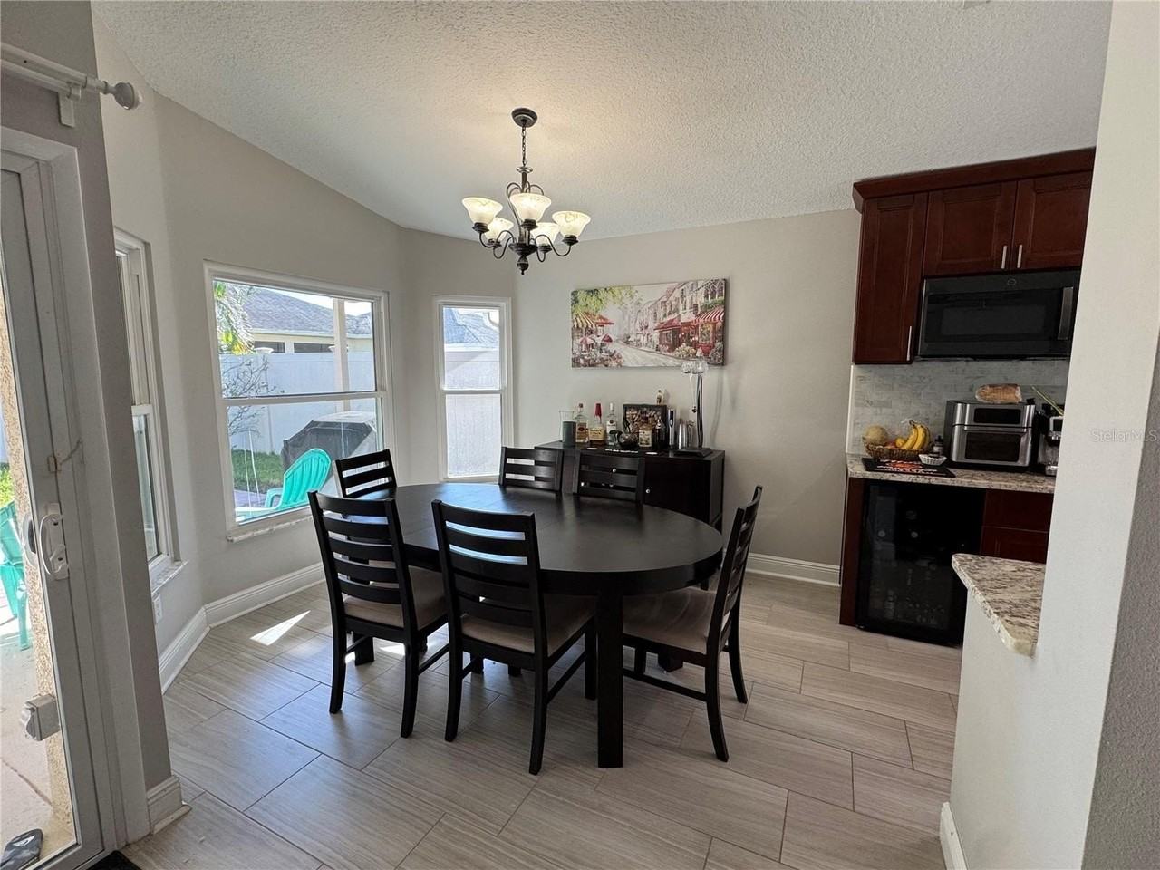 2212 Cattleman Dr - Photo 4 of 8