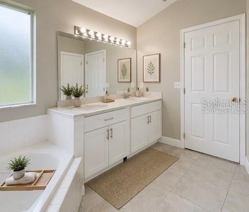 207 Langham Dr - Photo 4 of 12