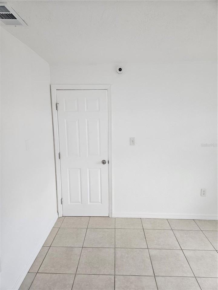 4316 Cedar Grove St - Photo 2 of 7