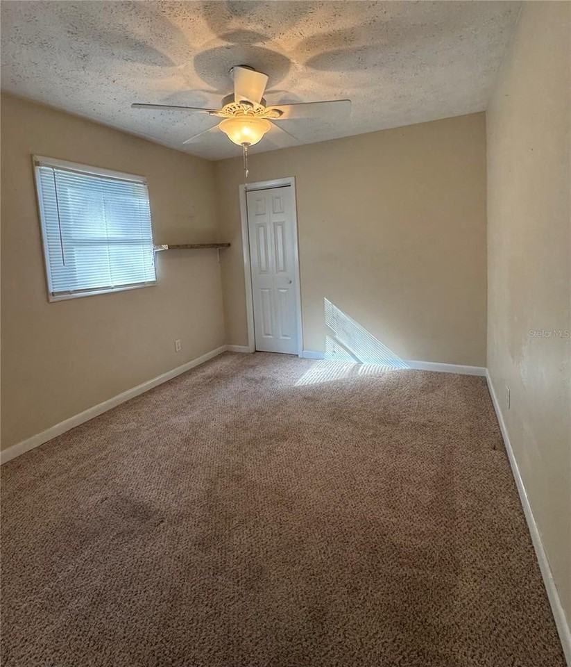 22368 Panorama St - Photo 4 of 8