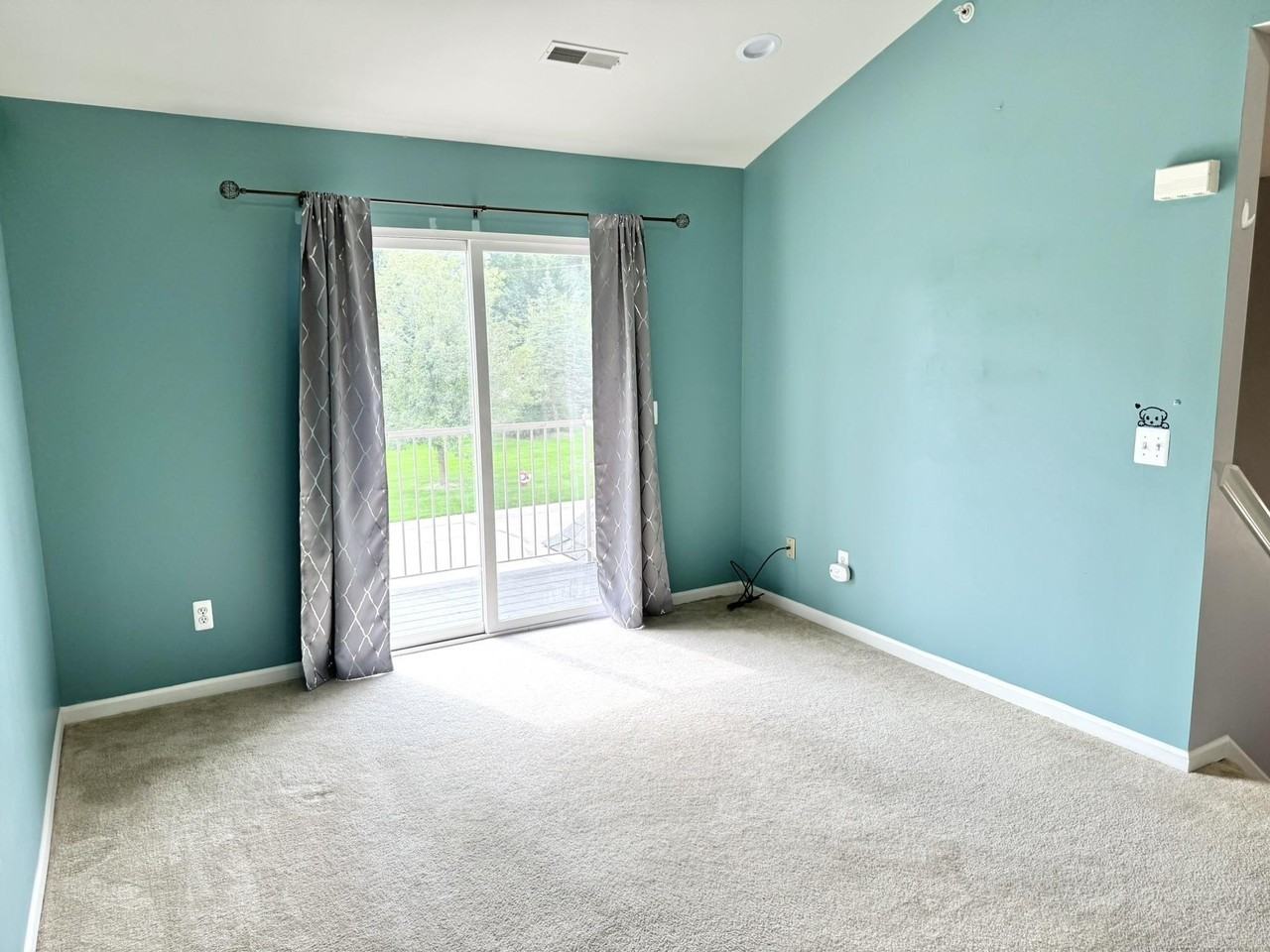 11337 N Woods Dr - Photo 3 of 13
