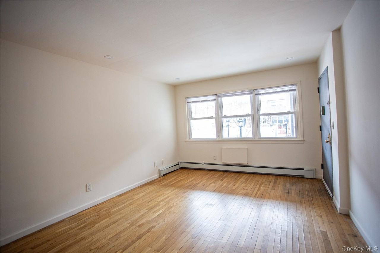765 Shore Rd #1L - Photo 5 of 13