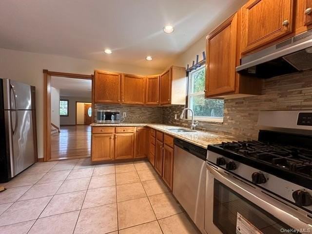 22 Cedar St - Photo 7 of 23