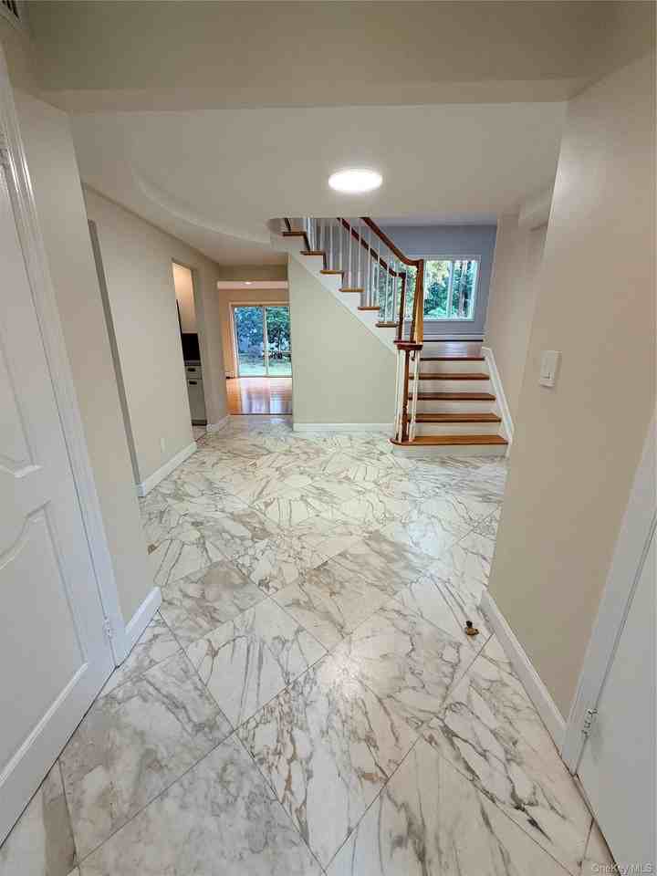 8 Sagamore Way S - Photo 2 of 22
