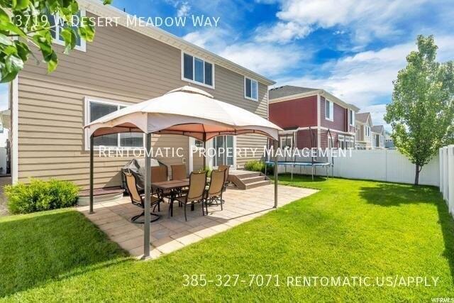3719 W Desert Meadow Way - Photo 3 of 28