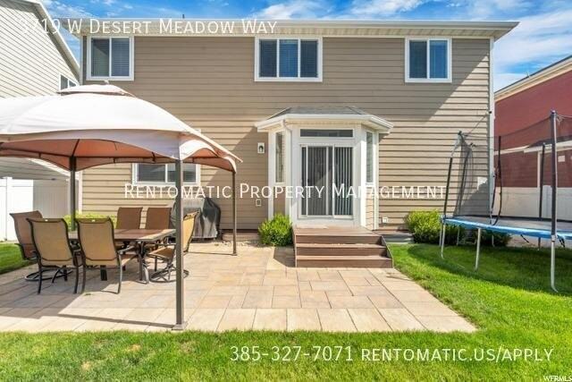 3719 W Desert Meadow Way - Photo 4 of 28