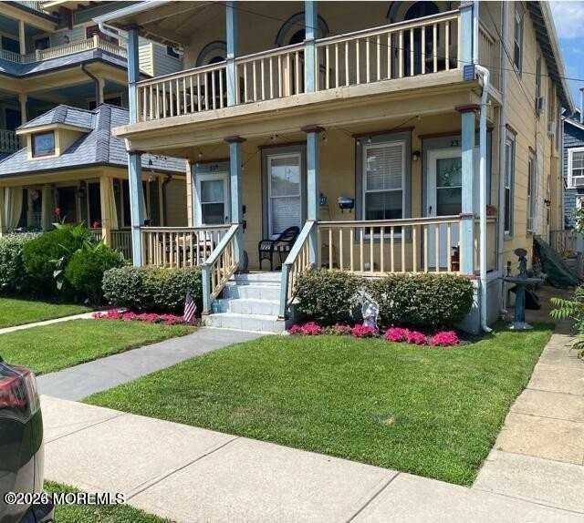 23 Surf Ave #2