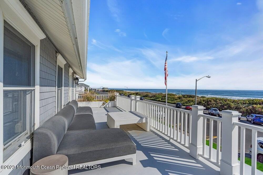 1609 Ocean Ave - Photo 2 of 30