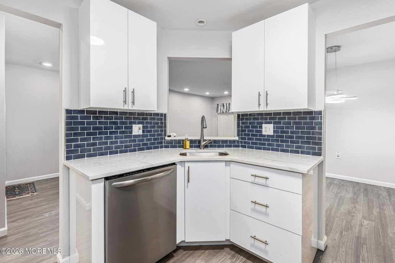 65 Aspen Ave #1 - Photo 3 of 23