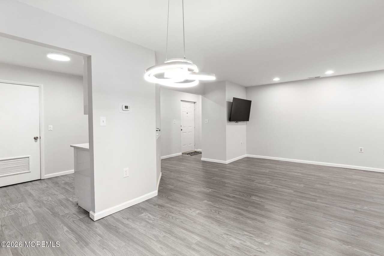 65 Aspen Ave #1 - Photo 4 of 23
