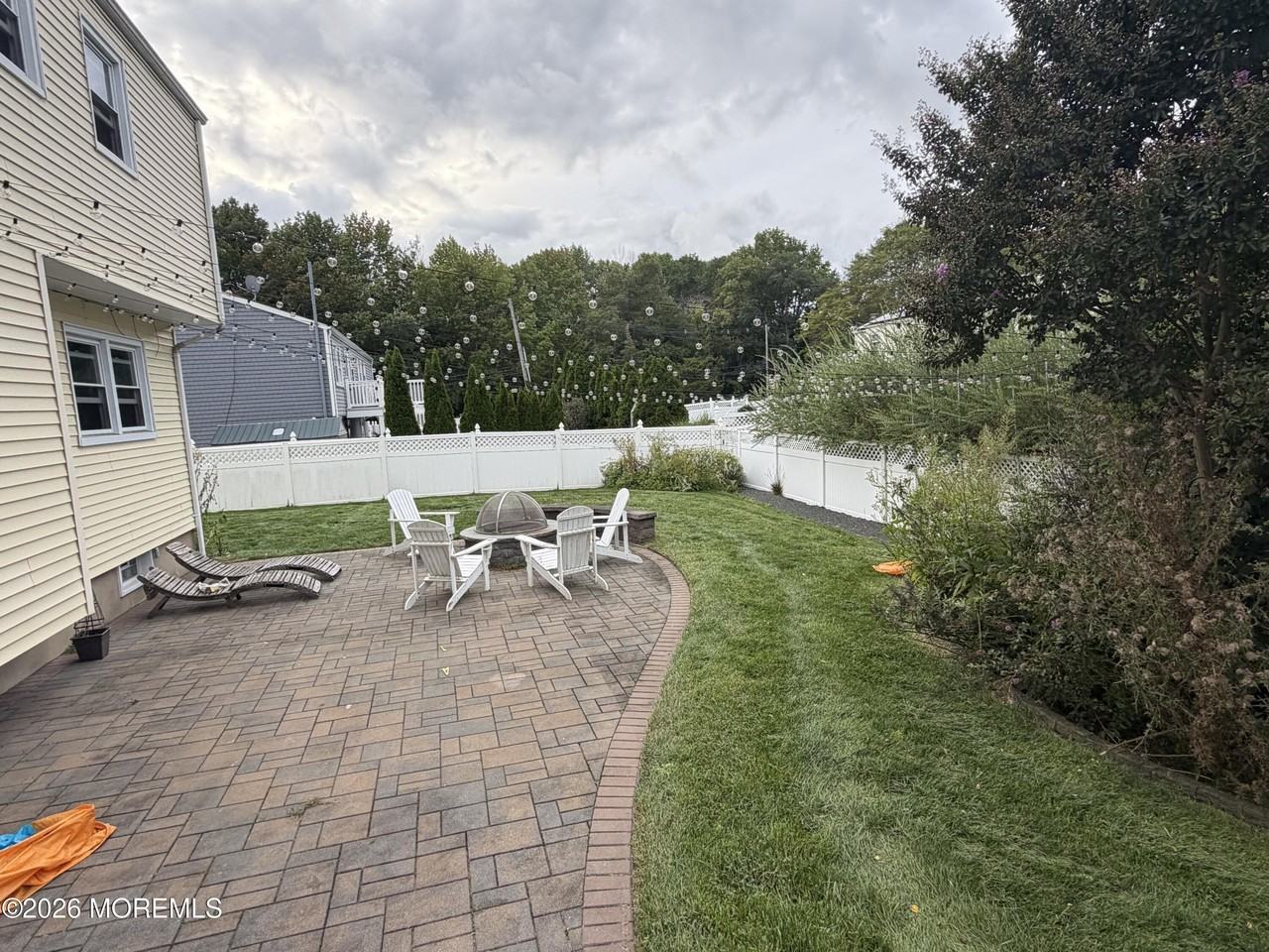 19 Fieldstone Ln - Photo 3 of 27
