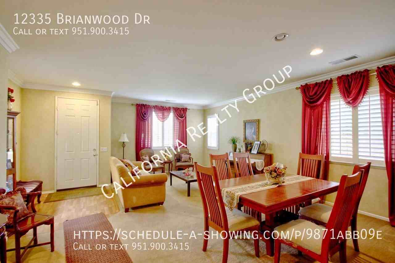 12335 Brianwood Dr - Photo 4 of 30