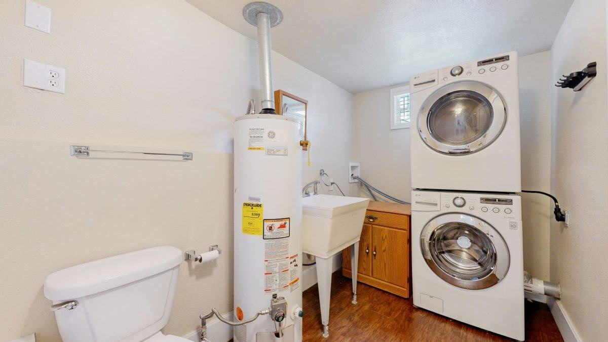322 Maple Ave #1 - Photo 6 of 27