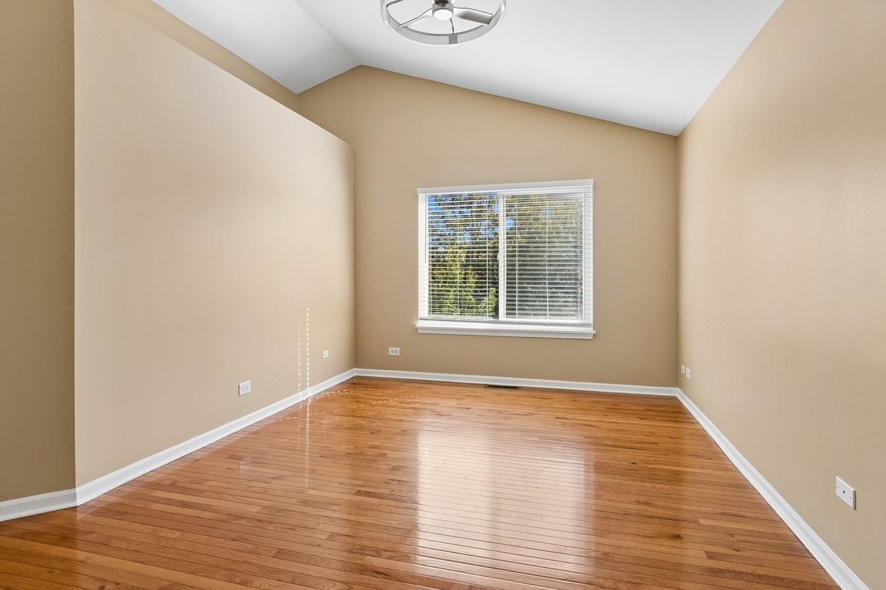 2504 Fairbanks Ct - Photo 7 of 16