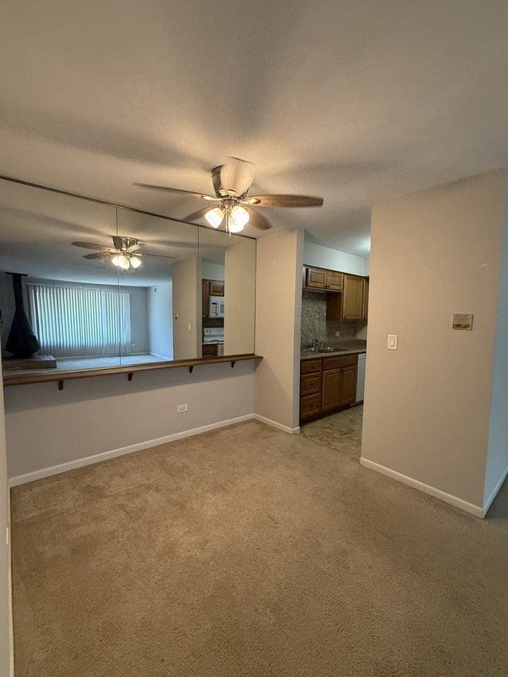 6176 Knoll Lane Ct #202 - Photo 6 of 37