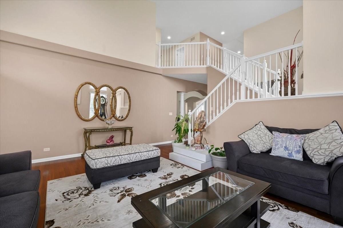 10355 Aldridge Dr - Photo 6 of 36