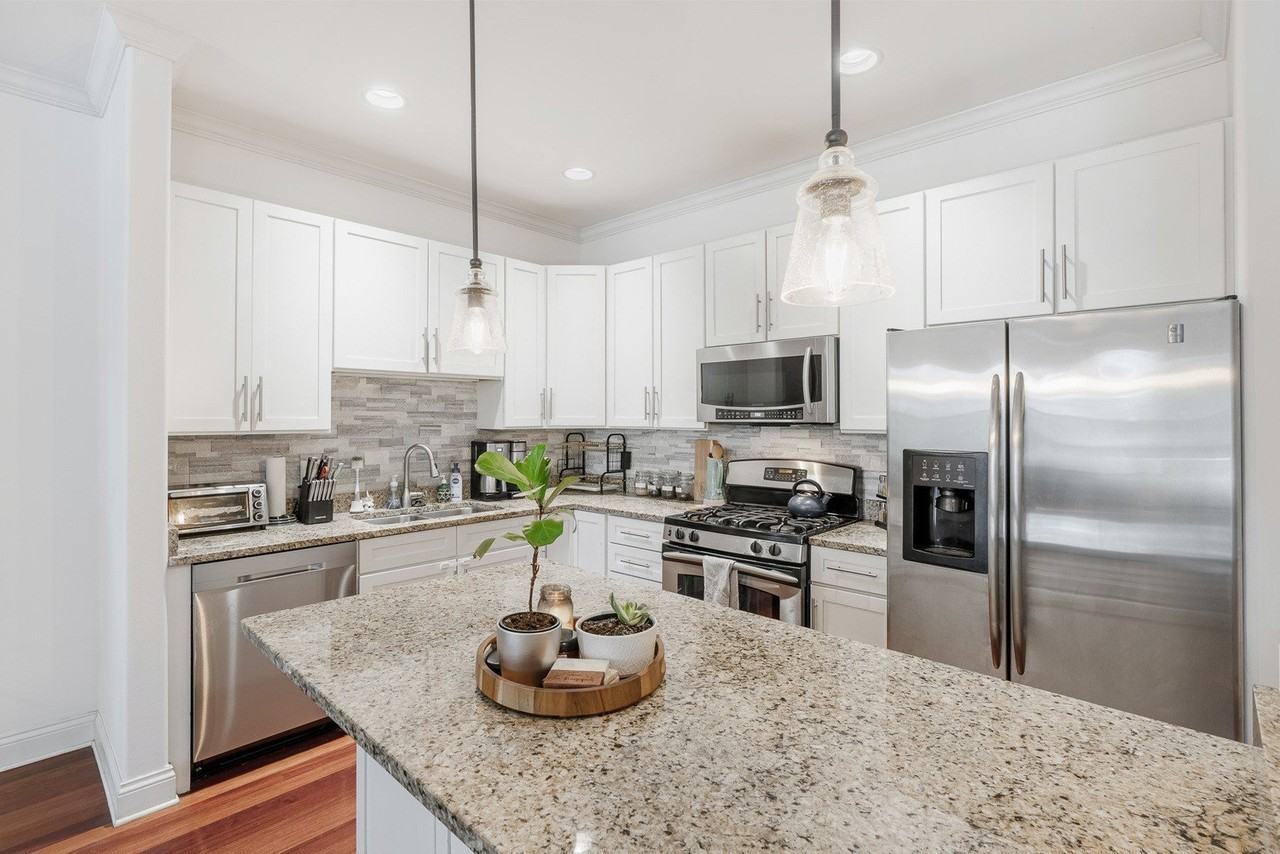 2235 N Lister Ave #202 - Photo 4 of 17