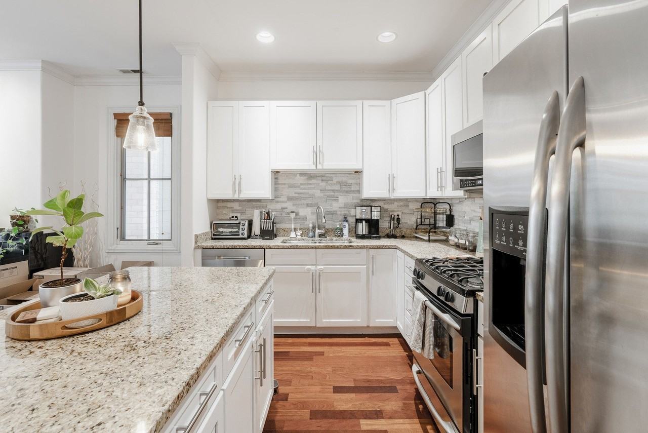 2235 N Lister Ave #202 - Photo 5 of 17