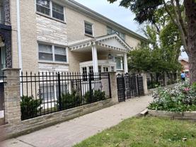 2538 W Arthur Ave #2 - Photo 1 of 1