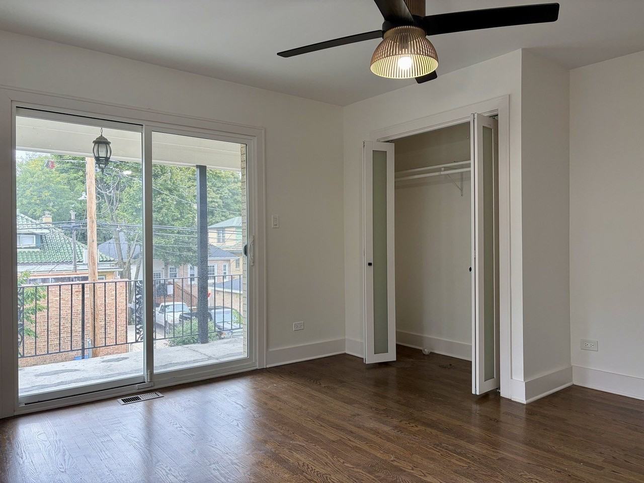 2538 W Arthur Ave #2 - Photo 6 of 25