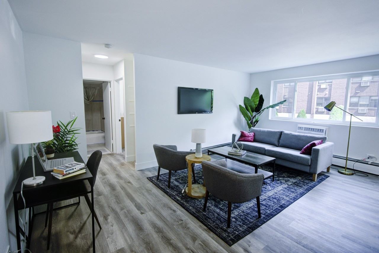 5314 N Damen Ave #206 - Photo 2 of 7