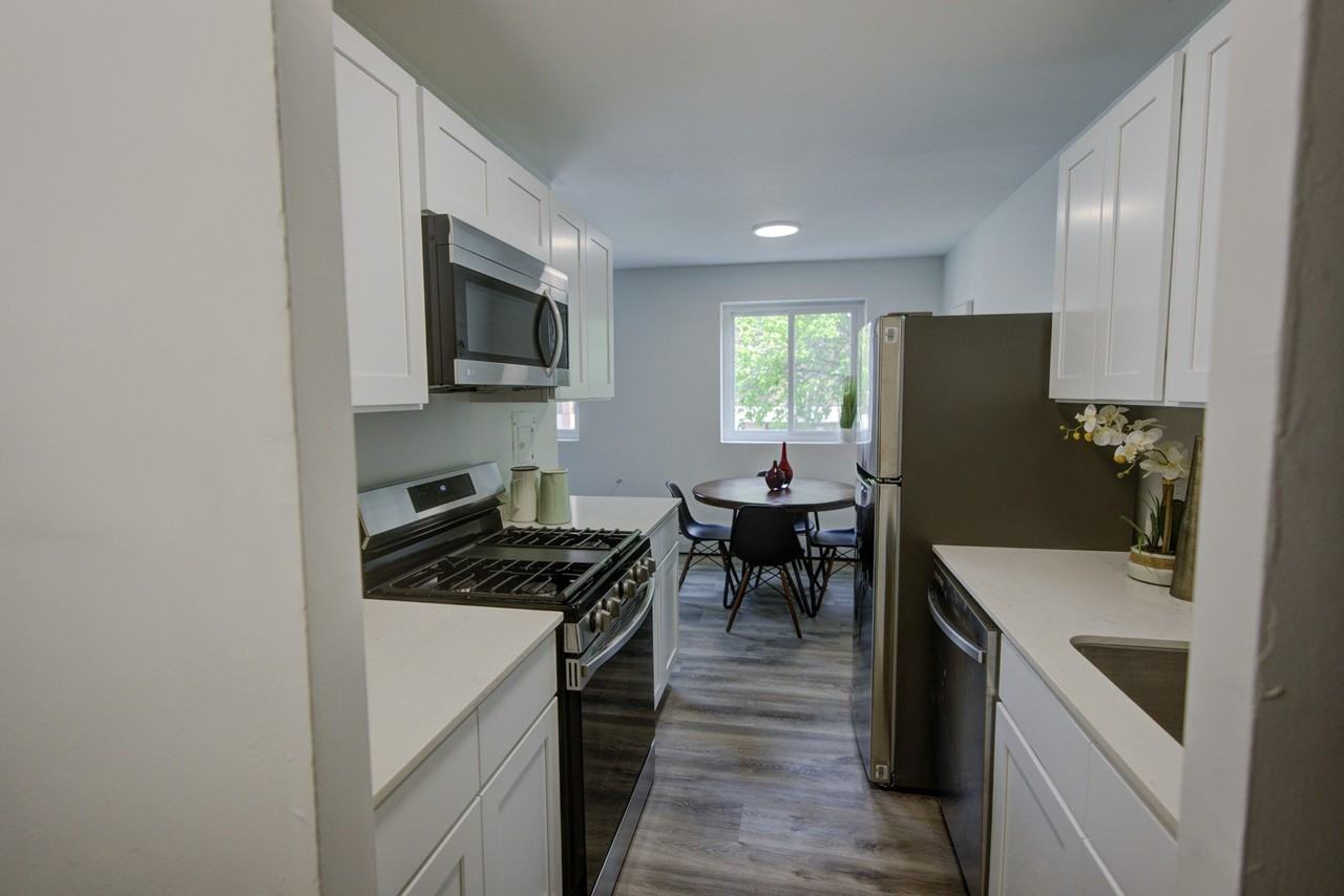 5314 N Damen Ave #206 - Photo 4 of 7