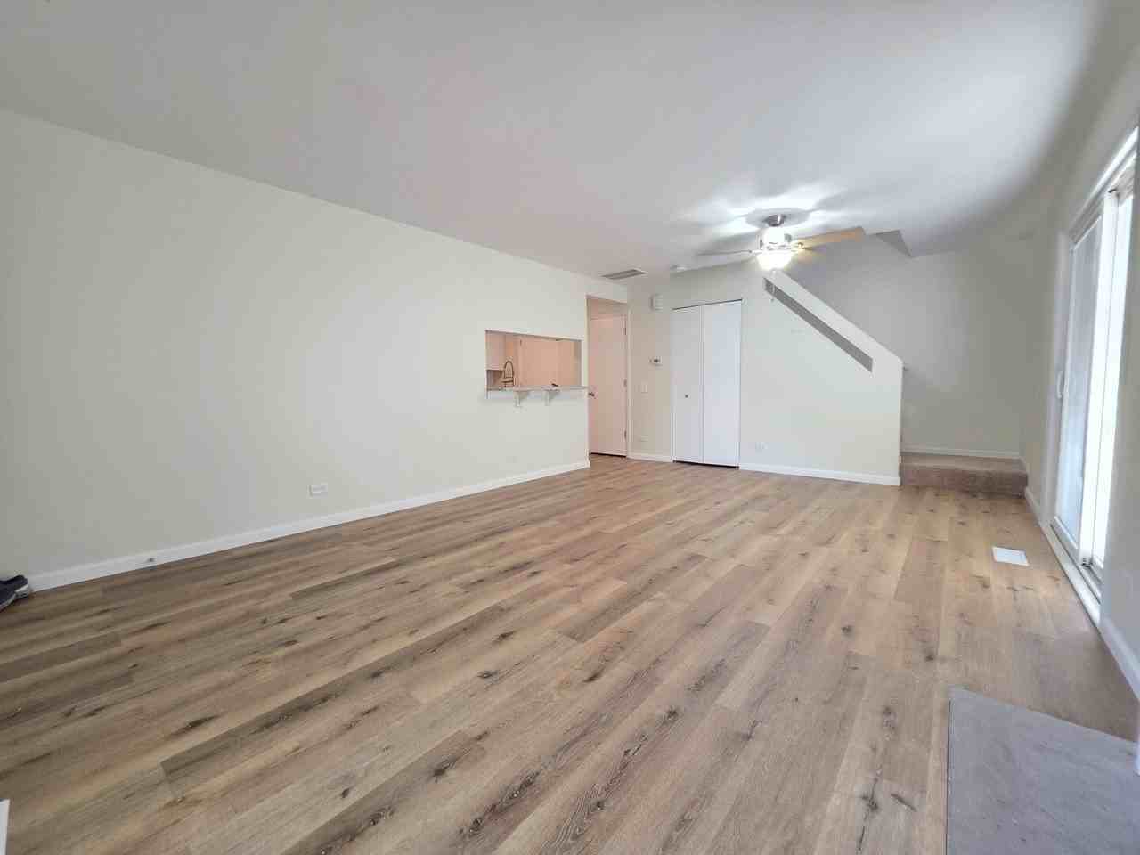 338 Bunker Hill Cir - Photo 2 of 19