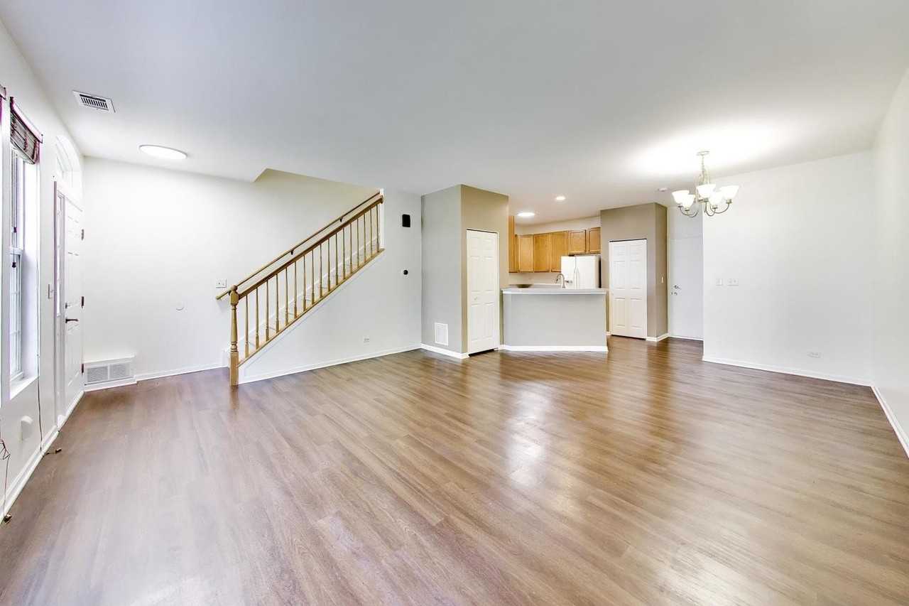 131 Springbrook Trl S #131 - Photo 6 of 28