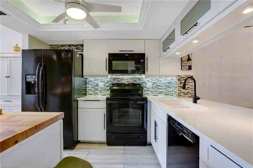 285 Naples Cove Dr #1303 - Photo 2 of 36