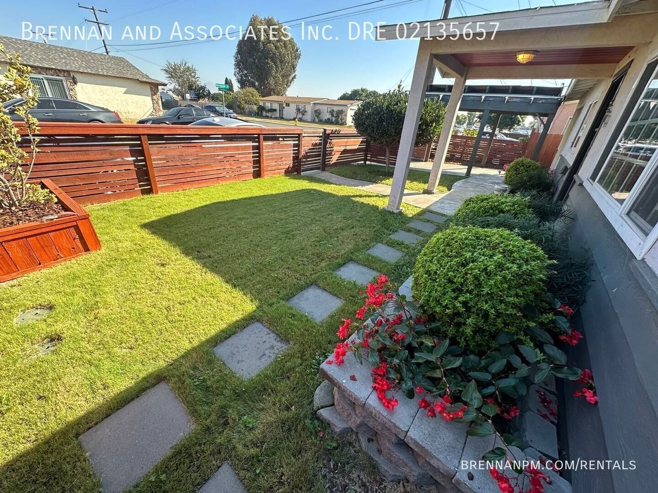 2894 Morningside St - Photo 5 of 36