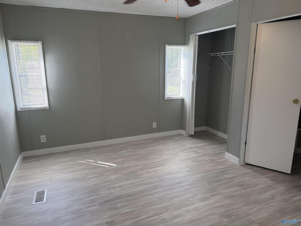 172 Old Poplar School Rd - Photo 4 of 9