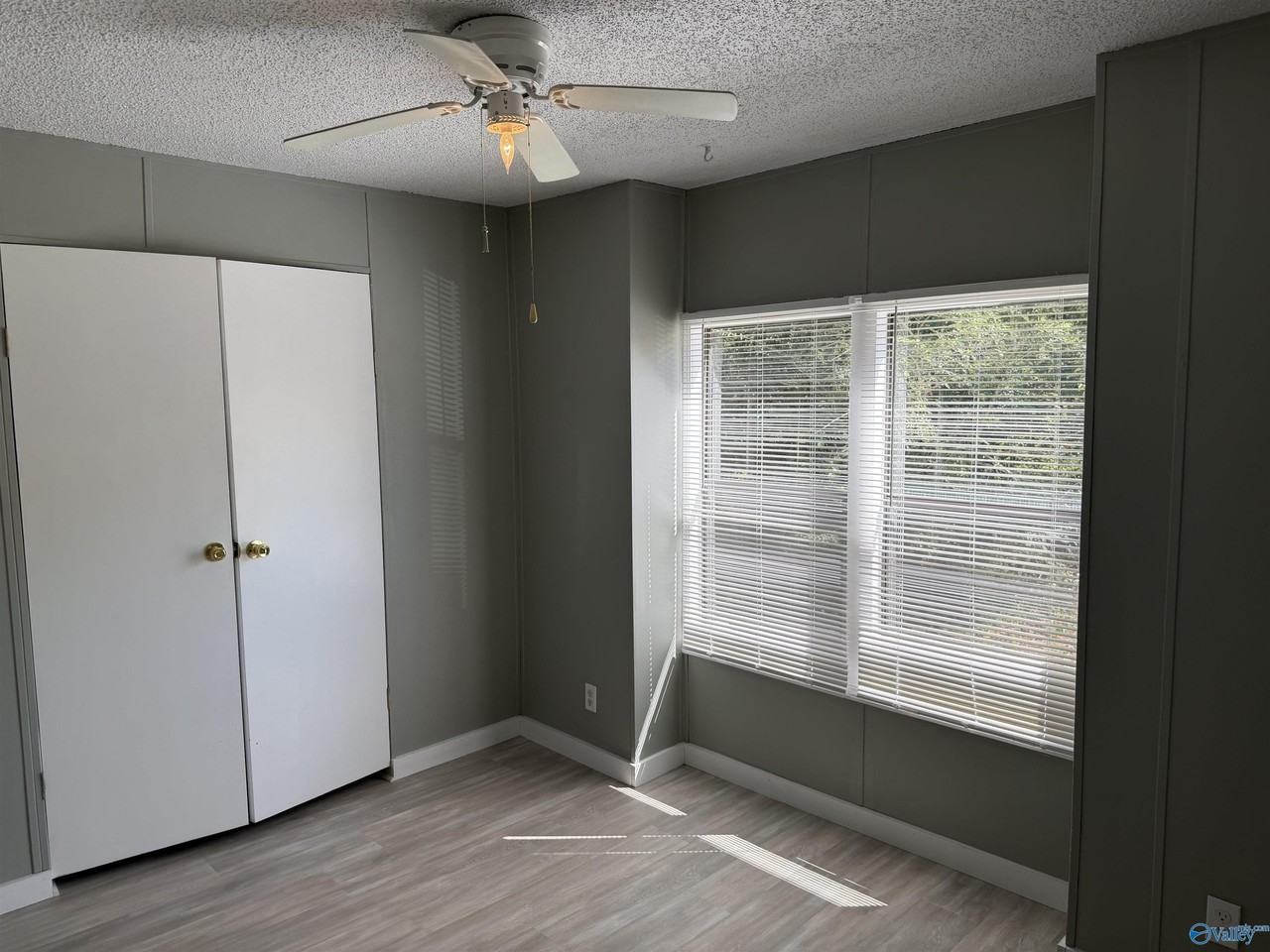 172 Old Poplar School Rd - Photo 7 of 9