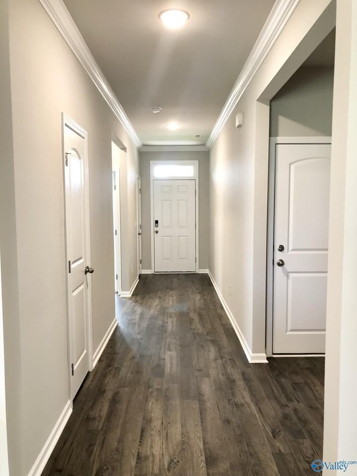 284 Caudle Dr - Photo 5 of 29