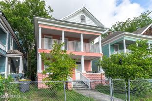 1834 Walnut St - Photo 1 of 1