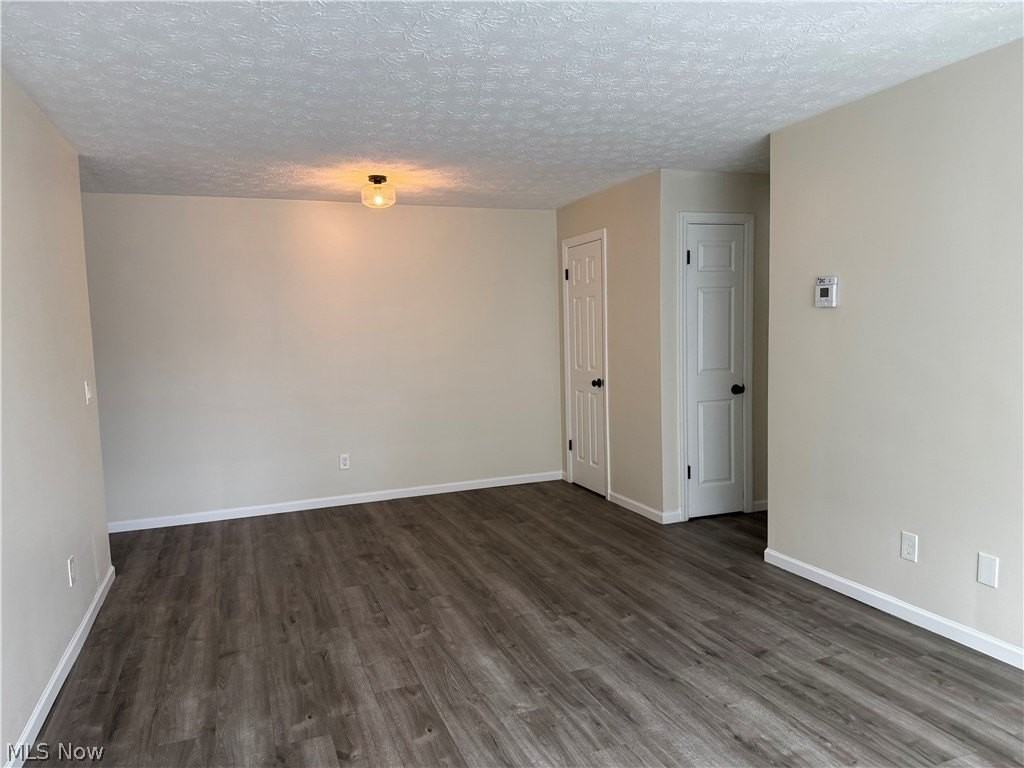 421 Tollis Pkwy #246B - Photo 2 of 11