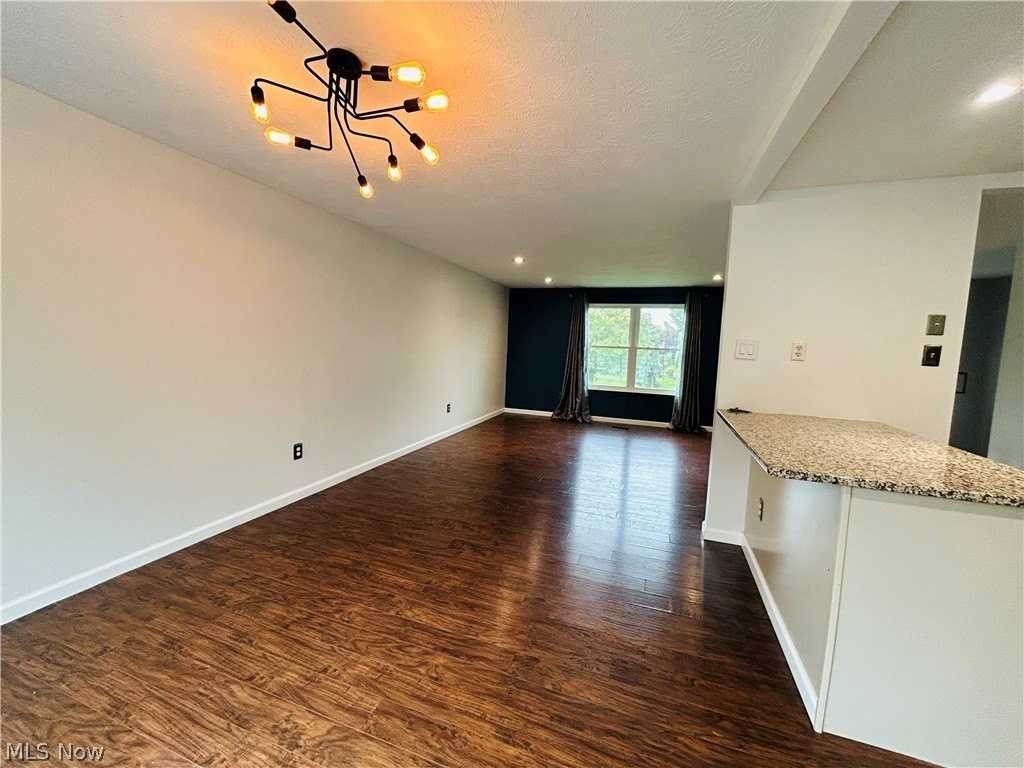 10383 Belleau Dr - Photo 6 of 22