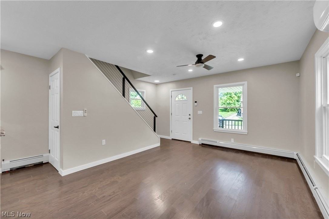9518 Nelson Ave - Photo 4 of 26