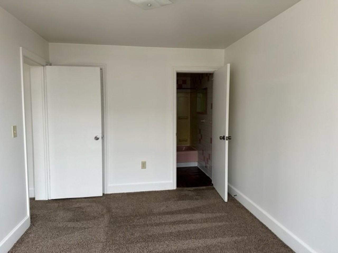 213 N 2nd St #B2 - Photo 7 of 9