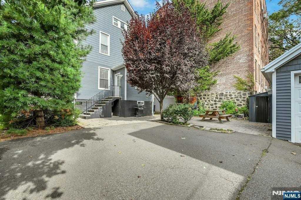 7300 Park Ave #1 - Photo 3 of 17