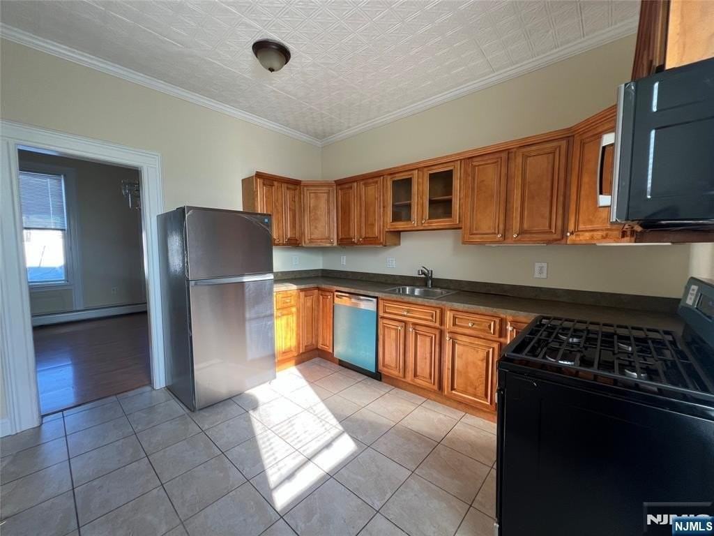 7 Passaic St #2 - Photo 2 of 19